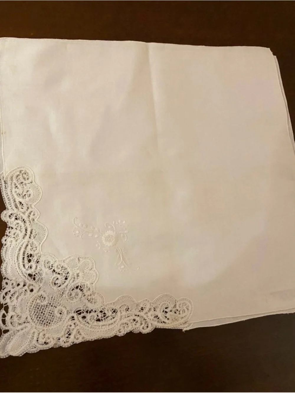 Vintage Heirloom hand Embroidered Lace-Edge White Linen Bridal Hanky